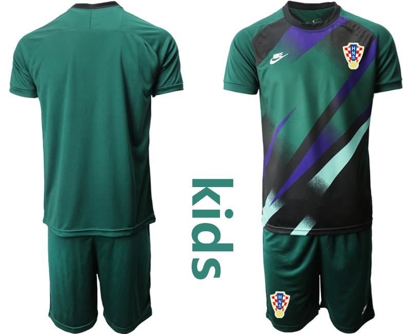 Youth 2021 European Cup Croatia green goalkeeper Soccer Jersey1